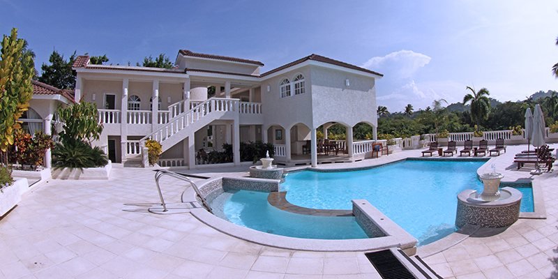 Crown Villas in Puerto Plata